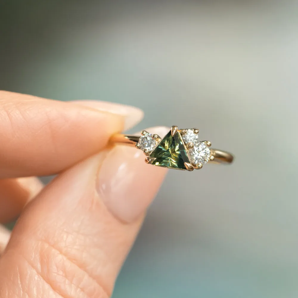 0.83ct Trillion Australian Parti Untreated Sapphire and Natural Diamond Mountainscape Ring in 14k Yellow Gold