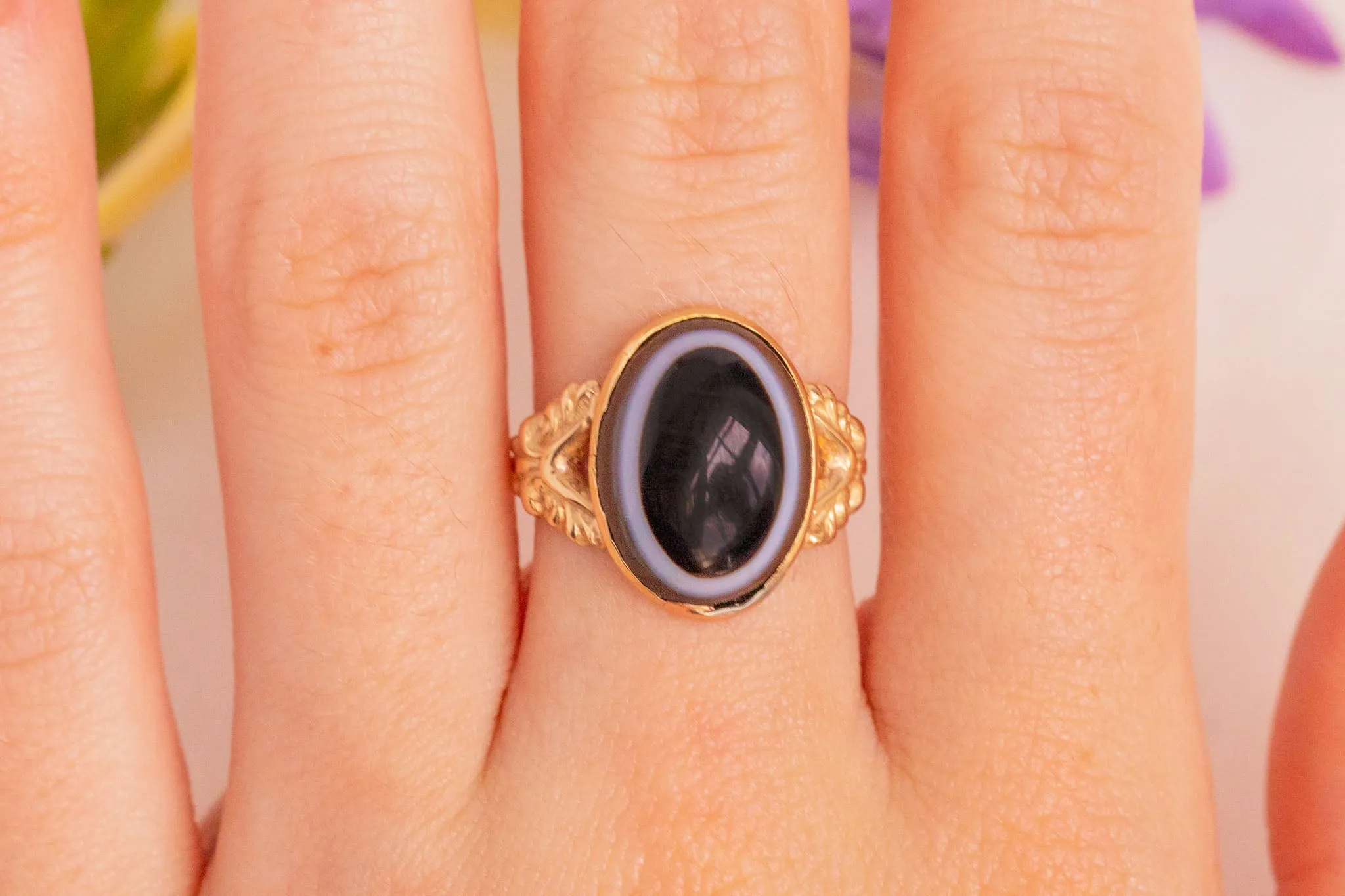 Antique 15ct Gold Banded Agate Ring