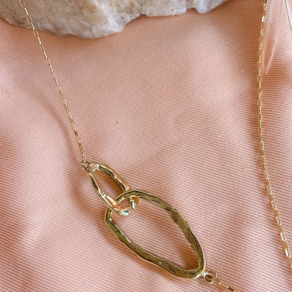 Asymmetrical Open Link Necklace