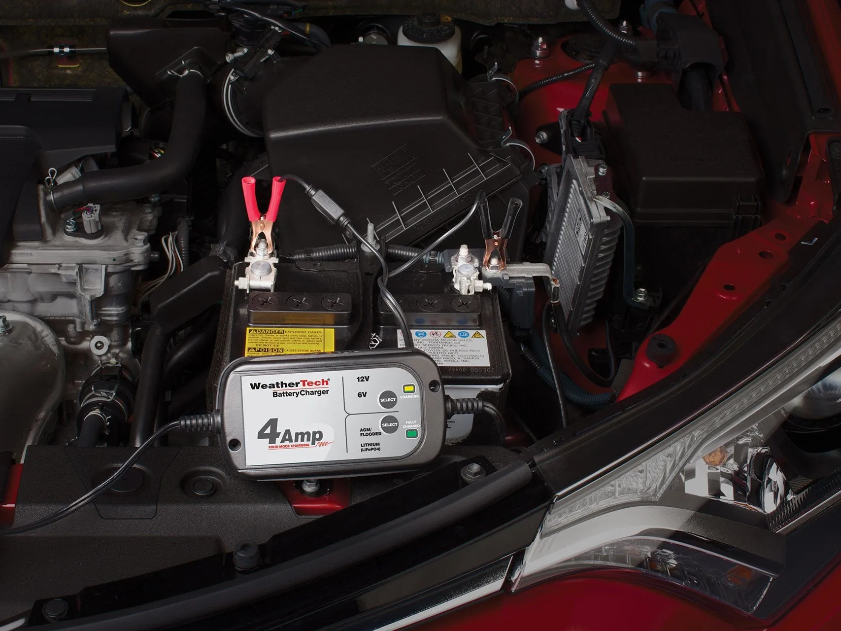 Battery Charger 12/6 v 4 amp
