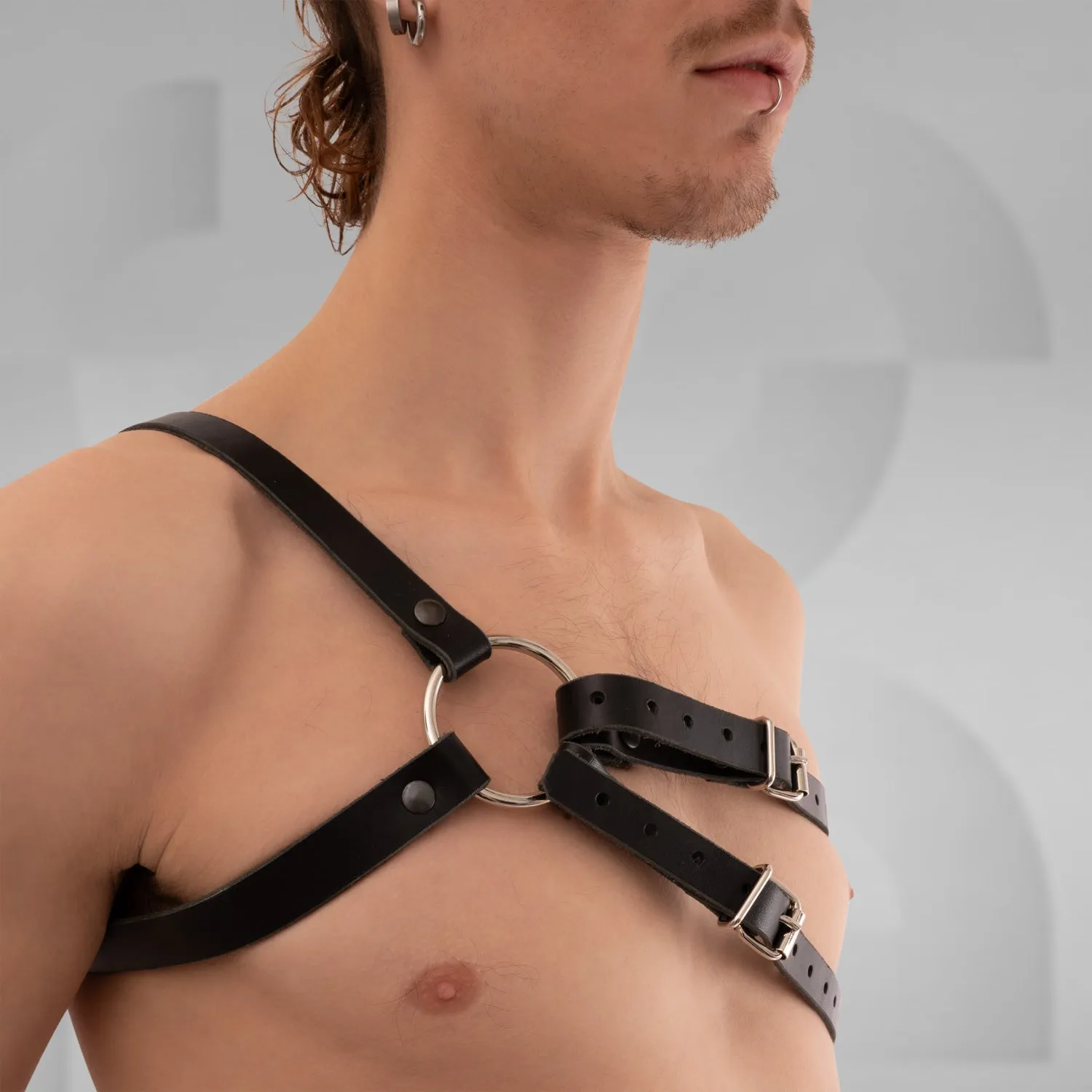 Dual-Strap Orbit Asymmetric Harness