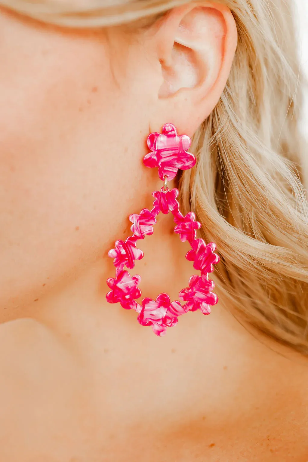 Linny Co Bianca Earrings