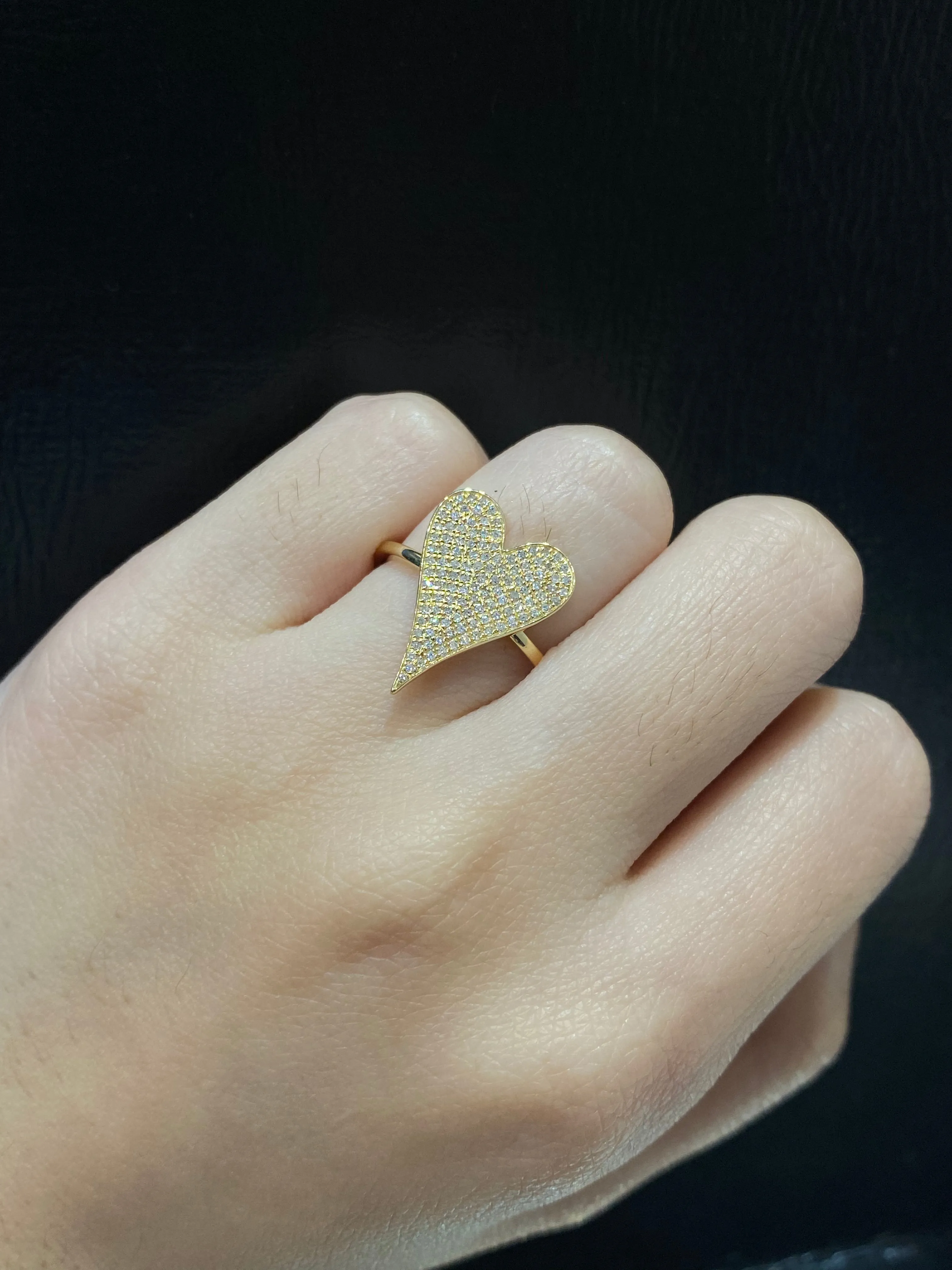 #LVNA2024 | Golden Spade Heart Diamond Ring 14kt
