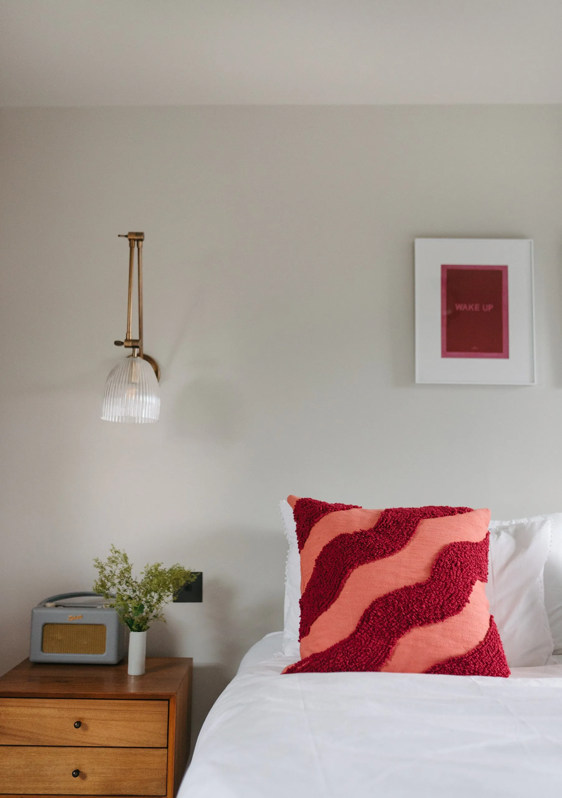 Textured Magenta Wave Cotton Cushion Cover